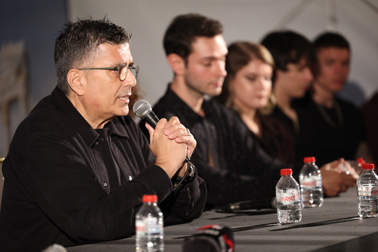 I Z L E Y I C I S I N E 1 M I L Y O N T L O D U L V E R E C E K B 984008 292117