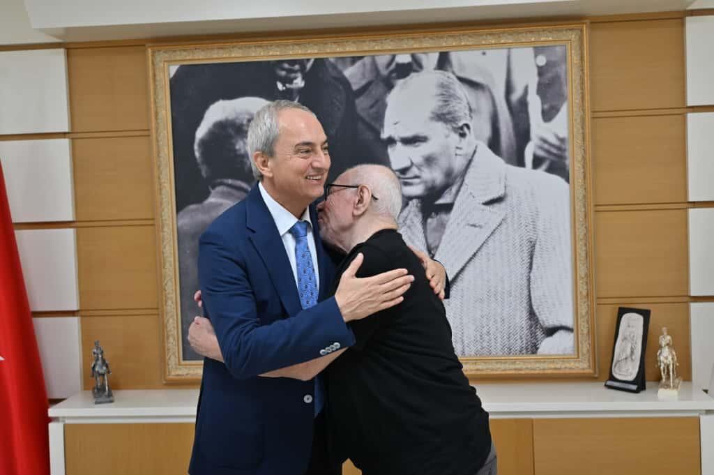 Ilyas Salmandan Baskan Kocagoze Anlamli Ziyaret 2