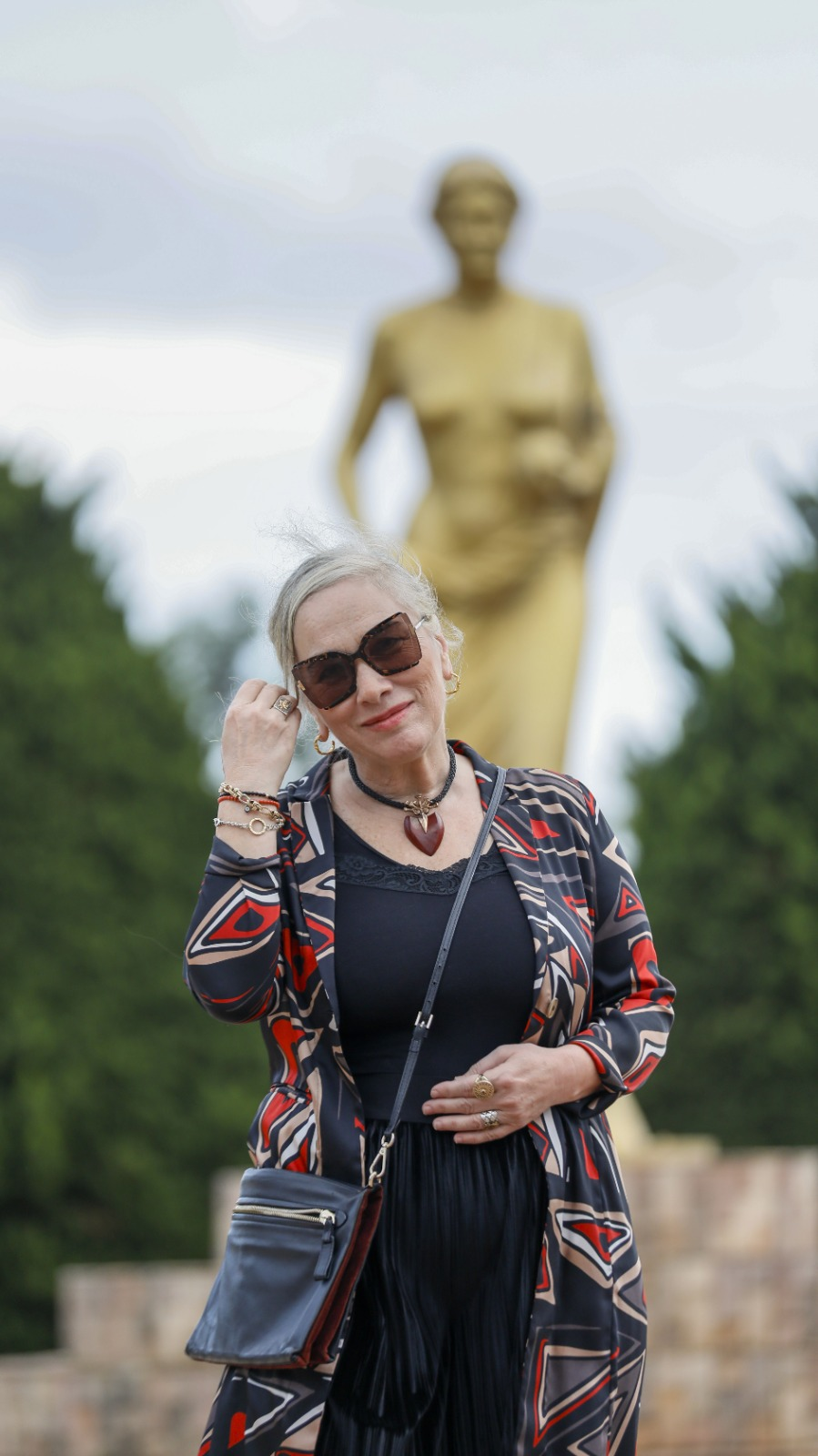 J U R I D E N A L T I N P O R T A K A L O V G U S U 990555 293887