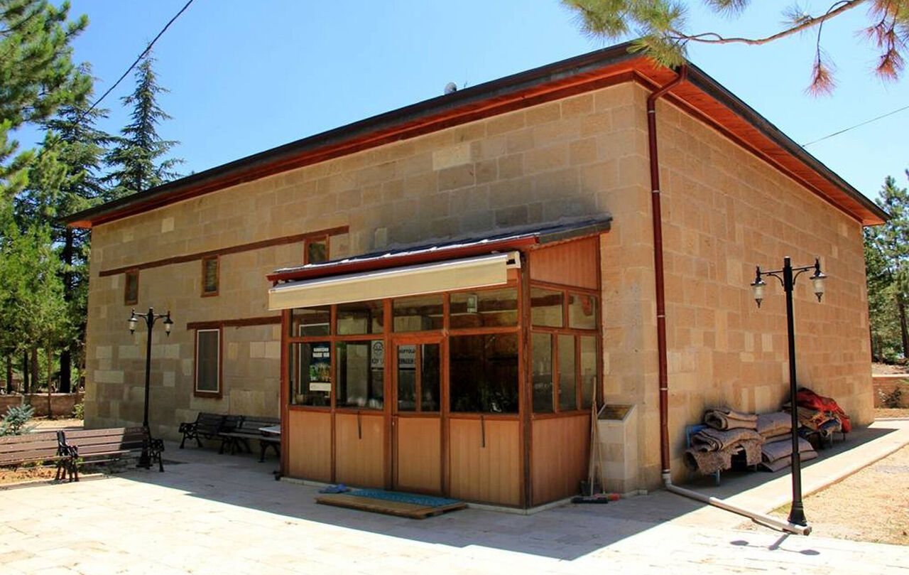 K A L E I C I N D E B U L U N A N M I H R A P E T N O G R A F I K 973094 288978