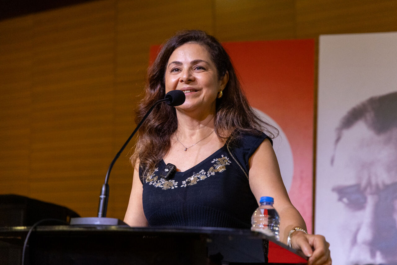 M E M E K A N S E R I F A R K I N D A L I K K O N F E R A N S I 979140 290792