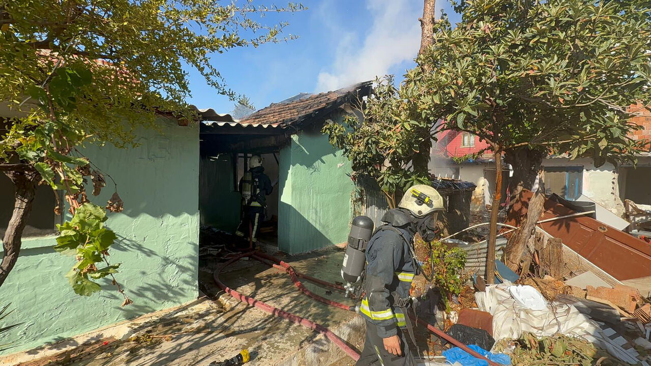 M E T R U K G E C E K O N D U D A K I Y A N G I N I I T F A I Y E S O N 965798 286836