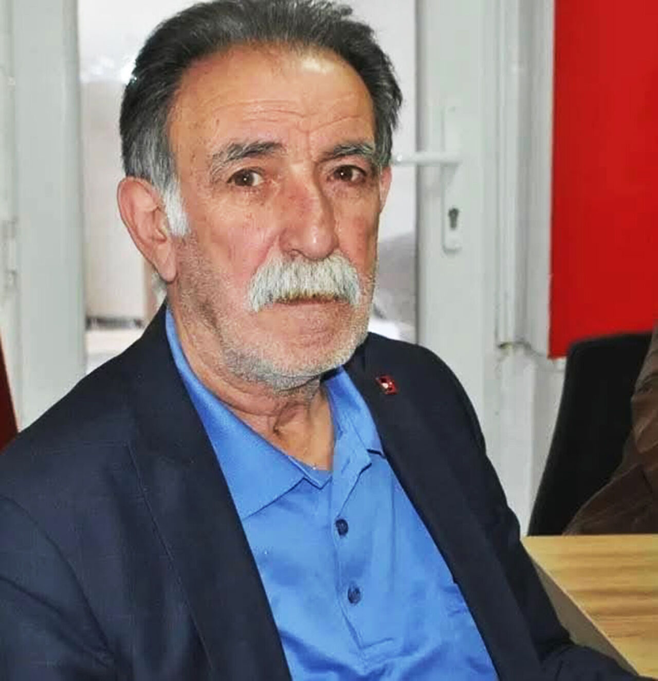 M I N I B U S U N C A R P T I G I Y A Y A H A Y A T I N I K A Y B E T T 961541 285454