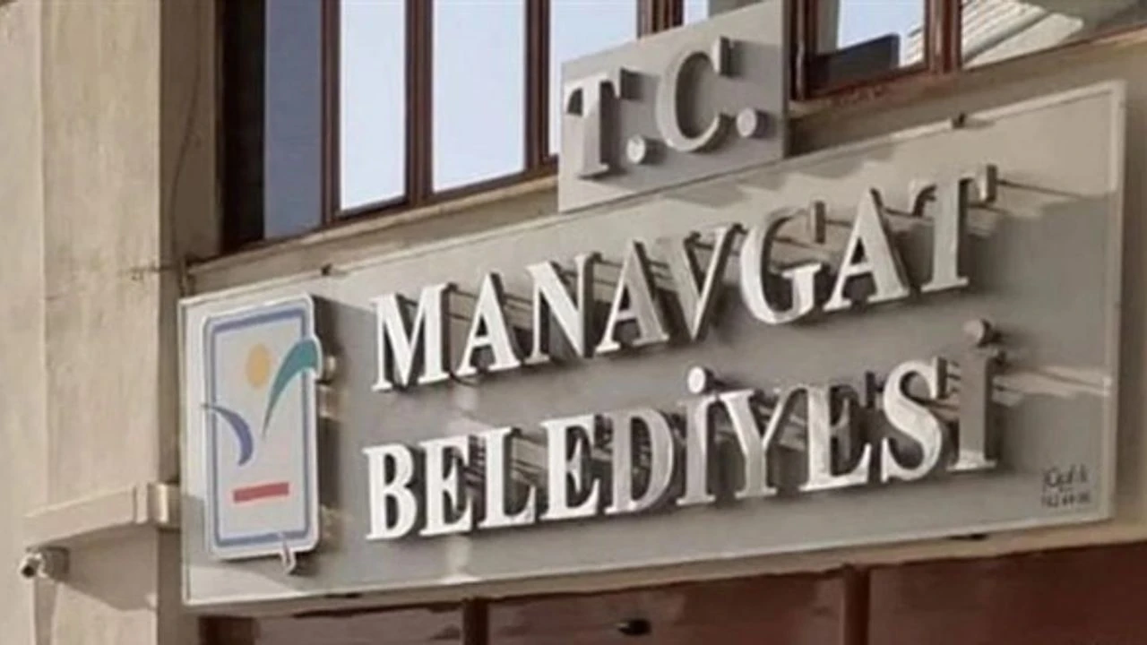 Manavgat Belediyesi Ne Yolsuzluk Operasyonu Baskan Dahil 35 Gozalti