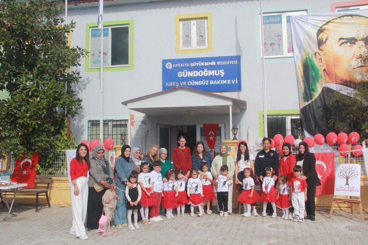 Nostalji Tramvayı’nda 29 Ekim Cumhuriyet Bayramı Coşkusu (1) (1)