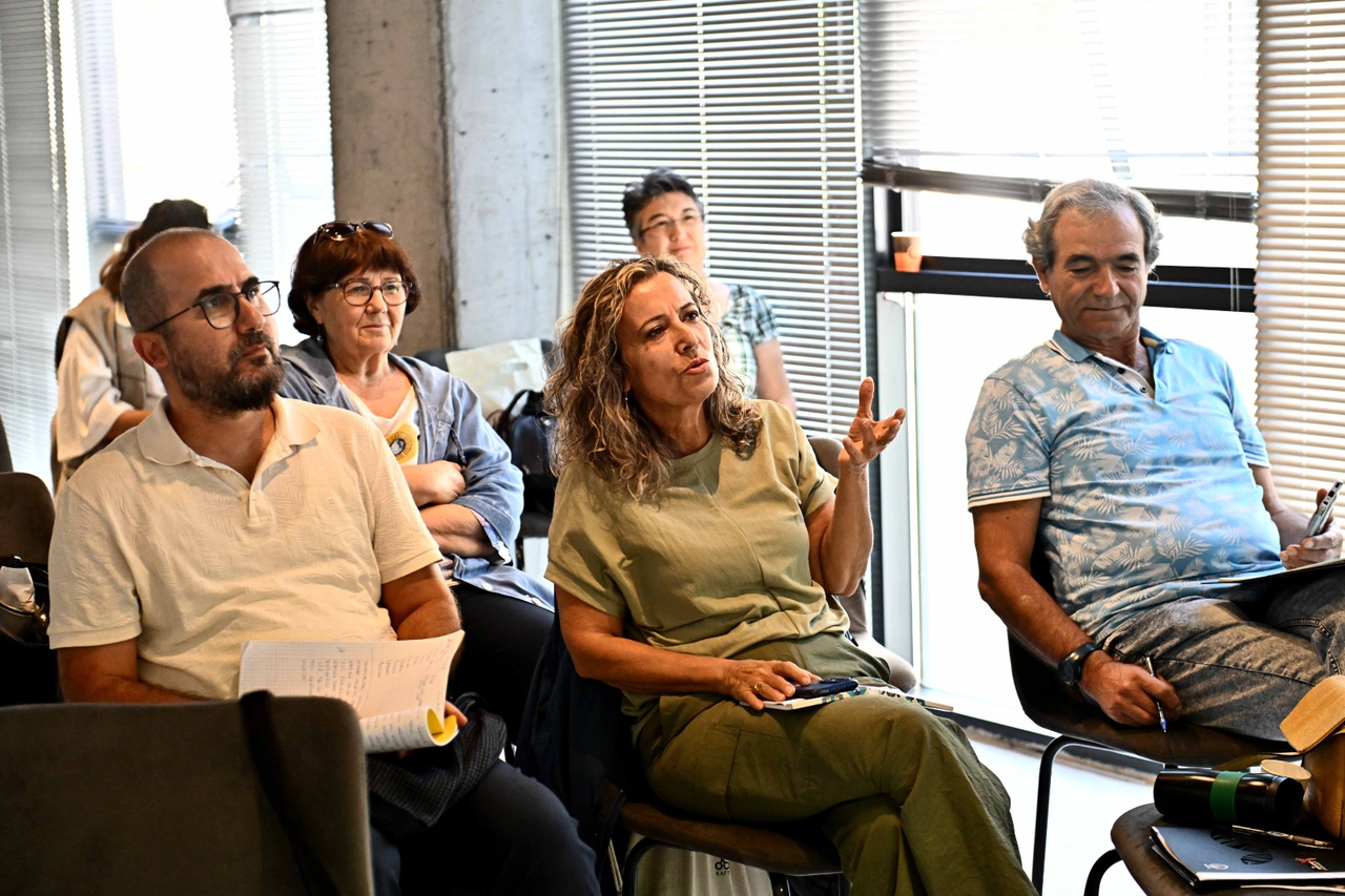 O Y K U V E S I I R A T O L Y E L E R I S O N A E R D I 984182 292154