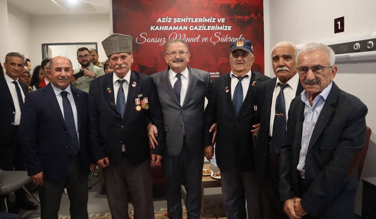 S E H I T Y A K I N L A R I V E G A Z I L E R E V E F A O D A S I 953092 282944