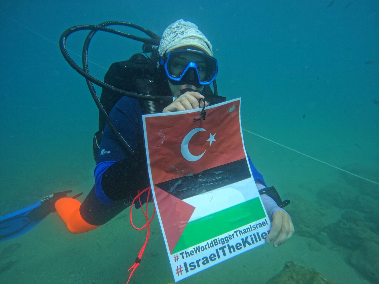 S U A L T I N D A I S A R E T D I L I Y L E G A Z Z E E Y L E M I 943013 280056