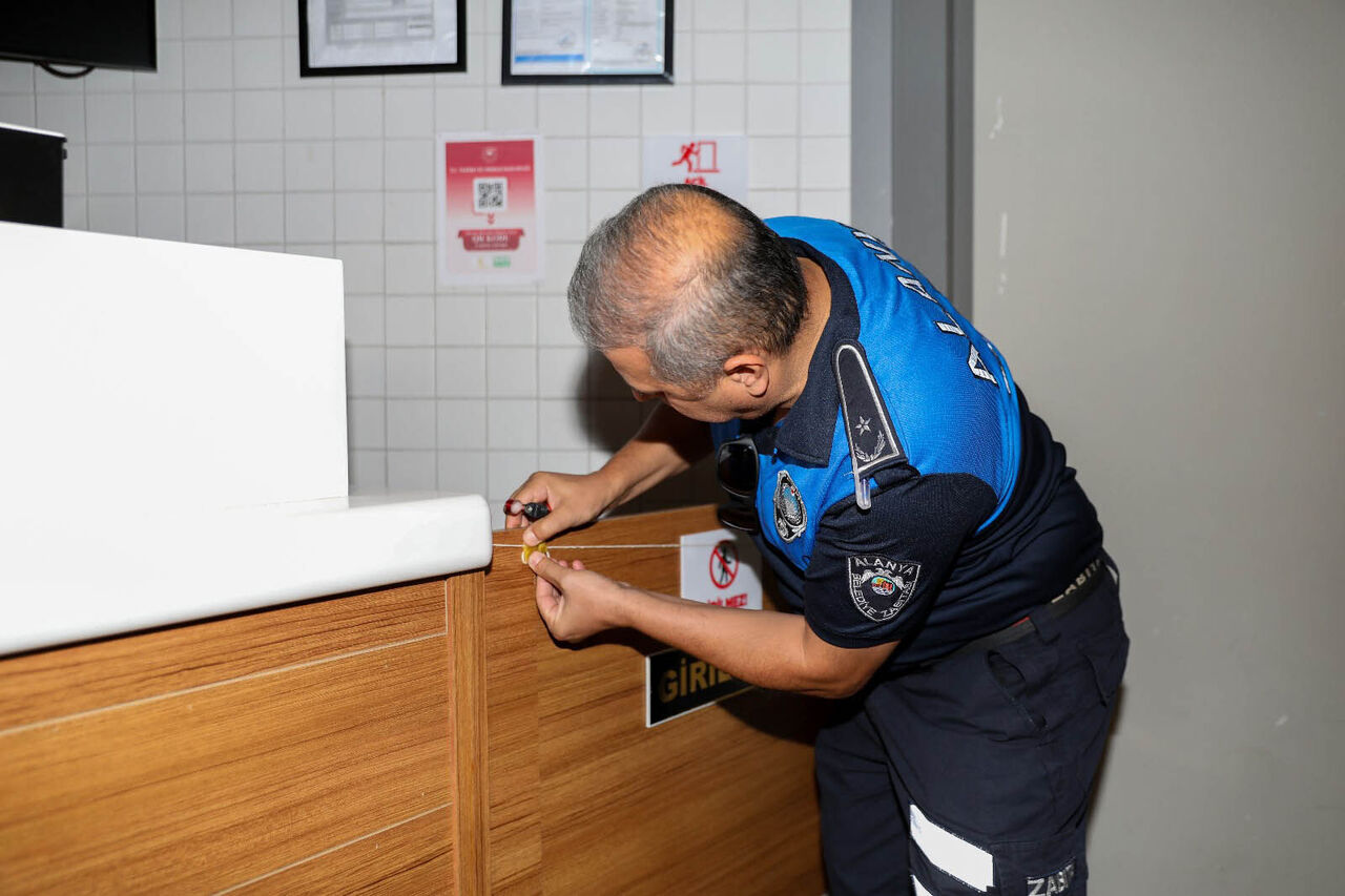 T A R I H I G E C M I S U R U N S A T A N R E S T O R A N M U H U R L 961683 285577