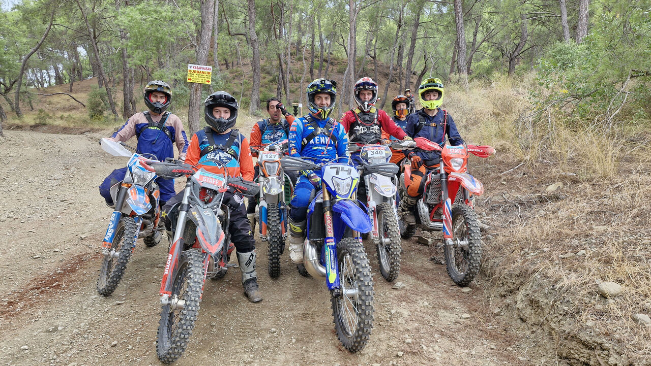 U N L U S P O R C U D A N G E N C Y E T E N E K L E R E E N D U R O M 952513 282775