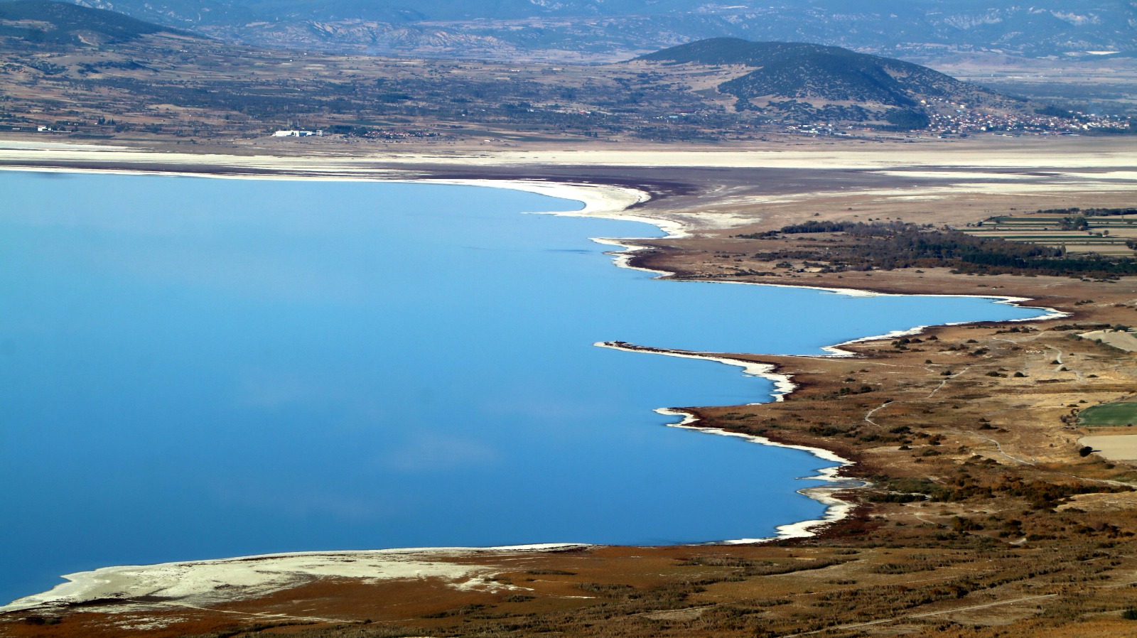 55 Yilda 213 Metre Cekilen Burdur Golu 1038450 308192 (1)