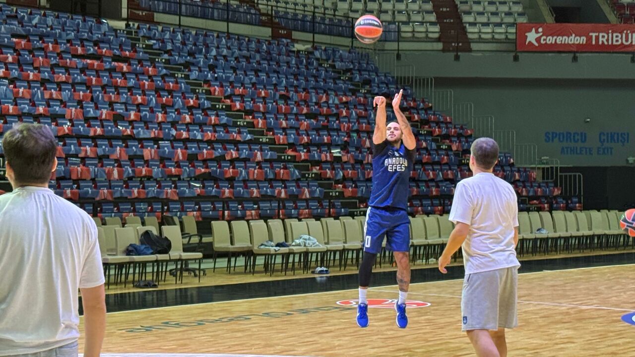 A N A D O L U E F E S A N T A L Y A’ D A O Y N A N A C A K B A Y E R 1014182 300927