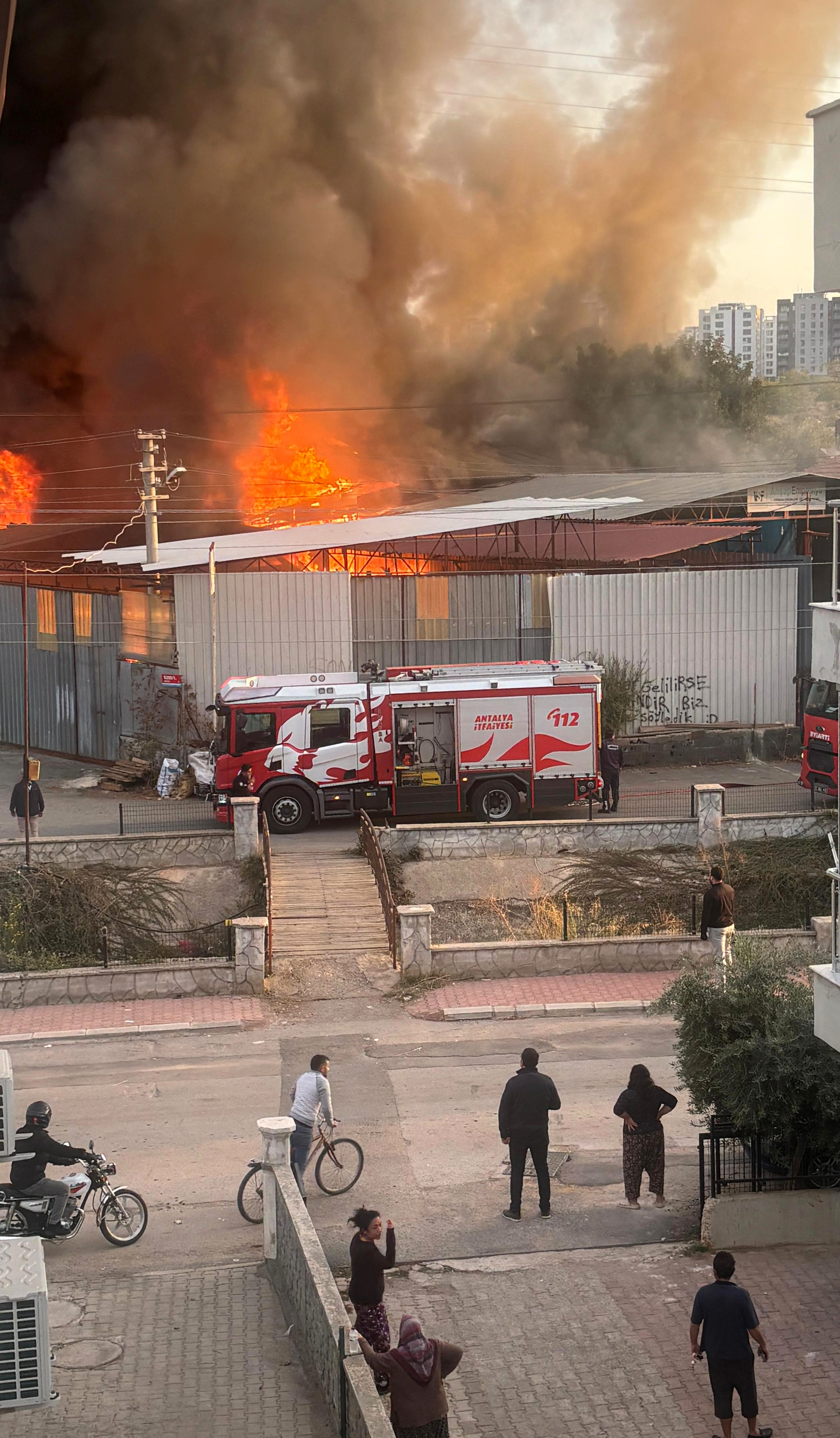 A N T A L Y A D A A H S A P P R E S L E M E V E U R E T M E A T O L 1028691 305237