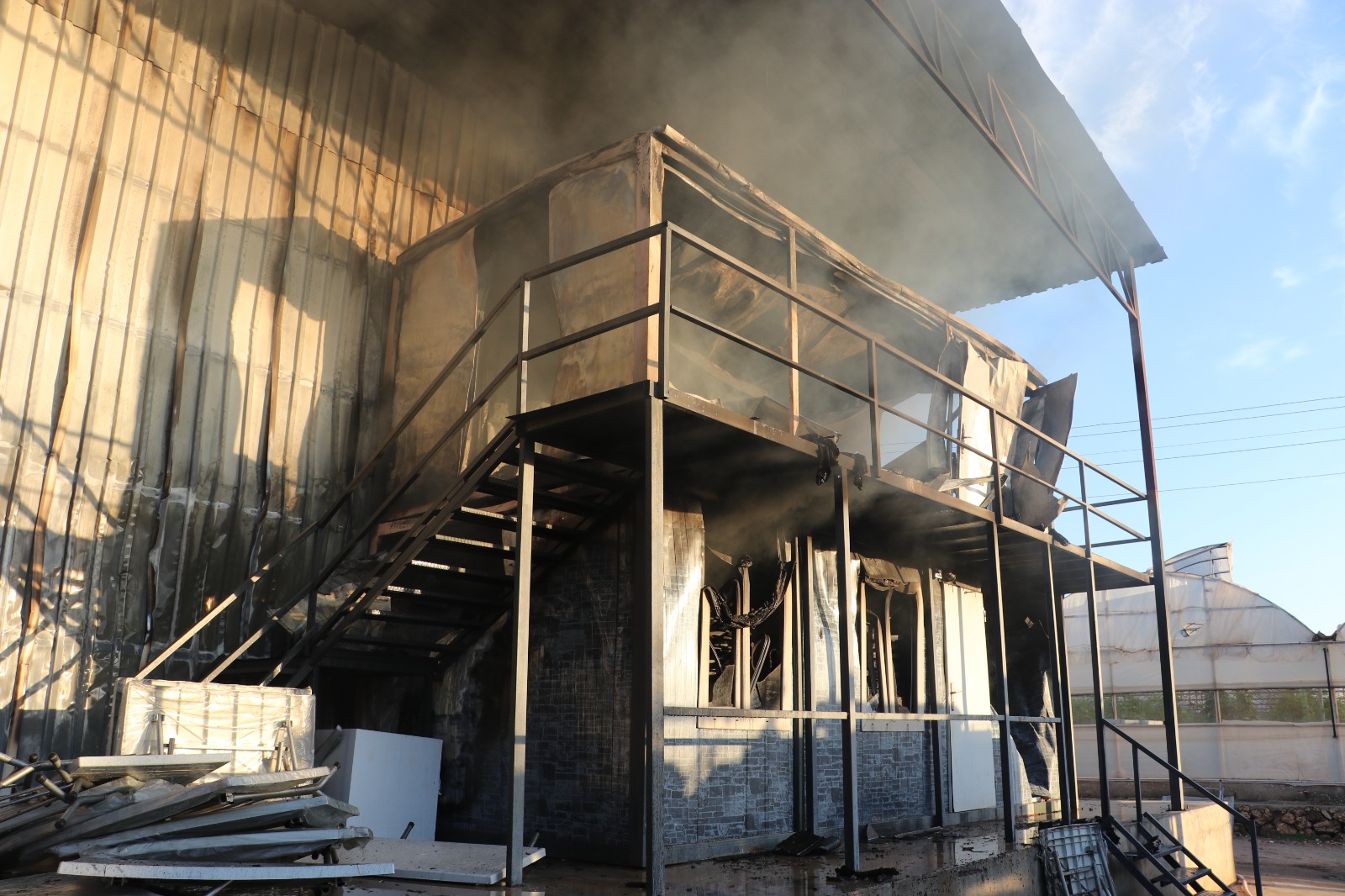 A N T A L Y A D A B A H C E M O B I L Y A L A R I D E P O S U A L E V 1018450 302150