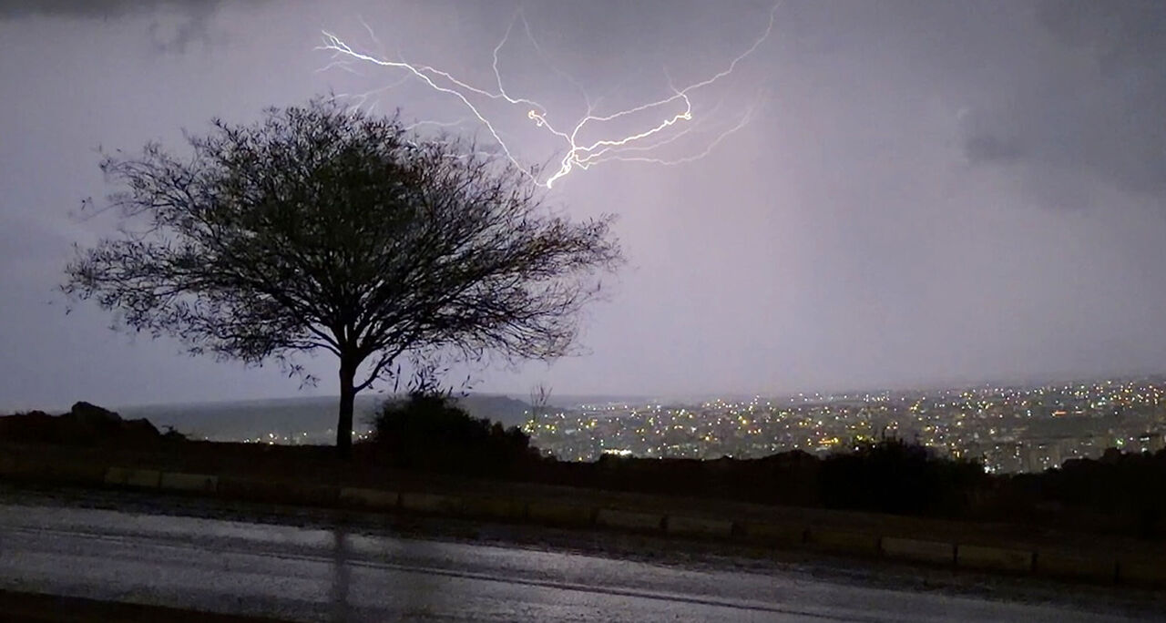 A N T A L Y A D A G E C E Y I S I M S E K L E R A Y D I N L A T T I 1003009 297613