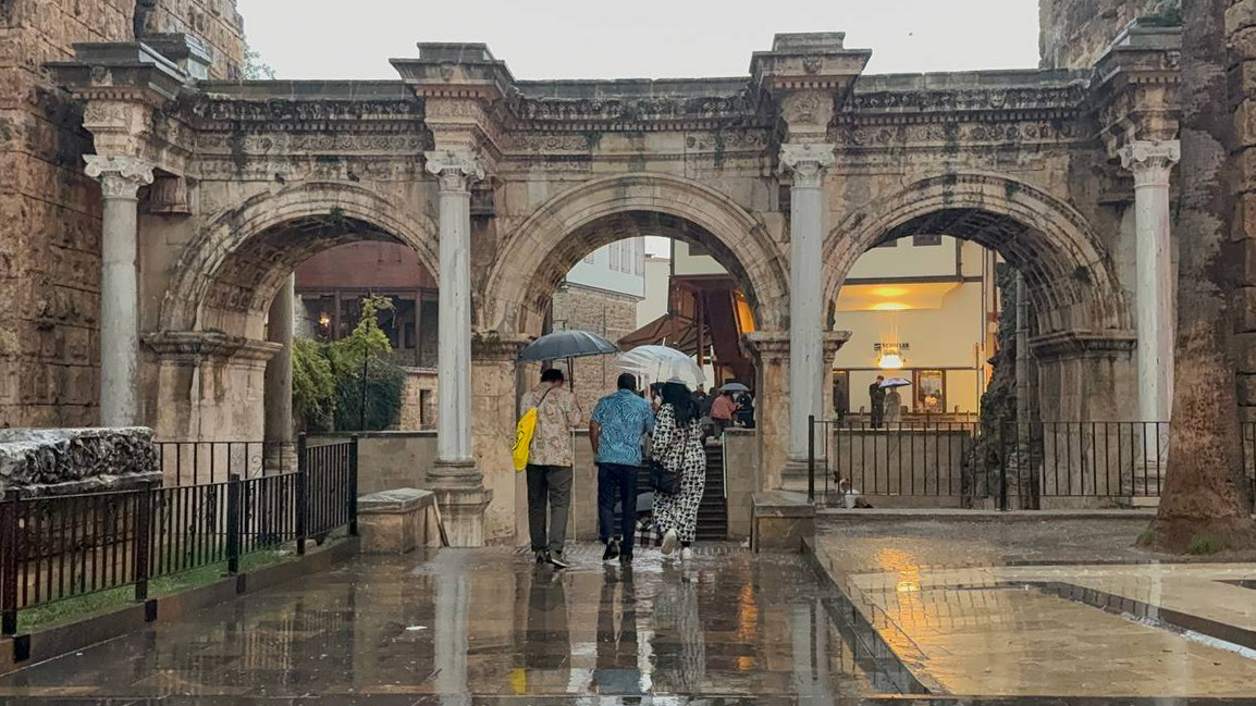 A N T A L Y A D A S I D D E T L I Y A G I S Y O L L A R G O L E D 1039415 308476