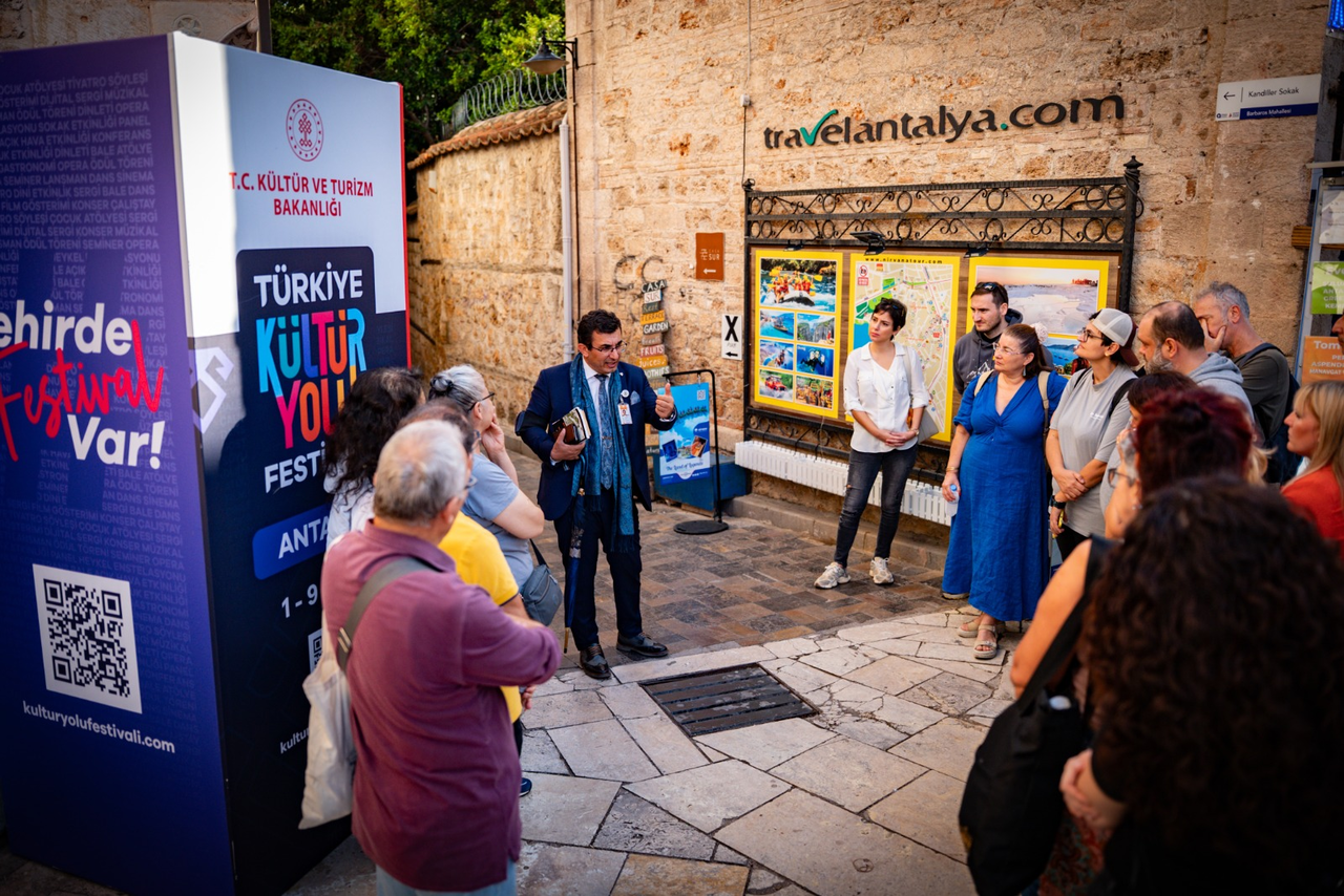 A N T A L Y A K U L T U R Y O L U F E S T I V A L I N D E C O S K U 996519 295620