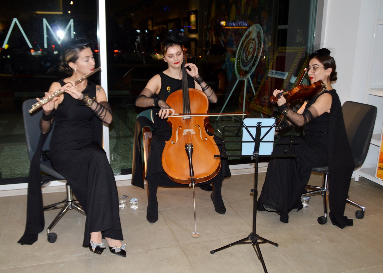 A N T A L Y A Y A M O D E R N G A L E R I 1034567 307010