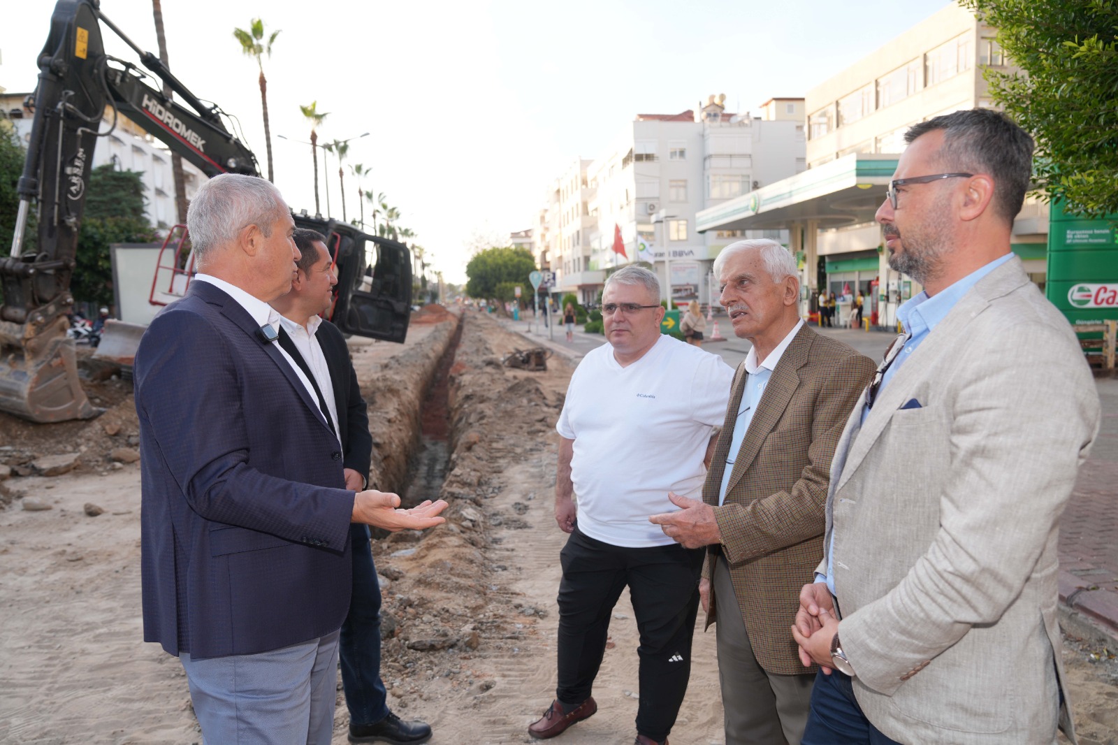 A T A T U R K C A D D E S I N D E T A R I H I D O N U S U M 1024872 304134