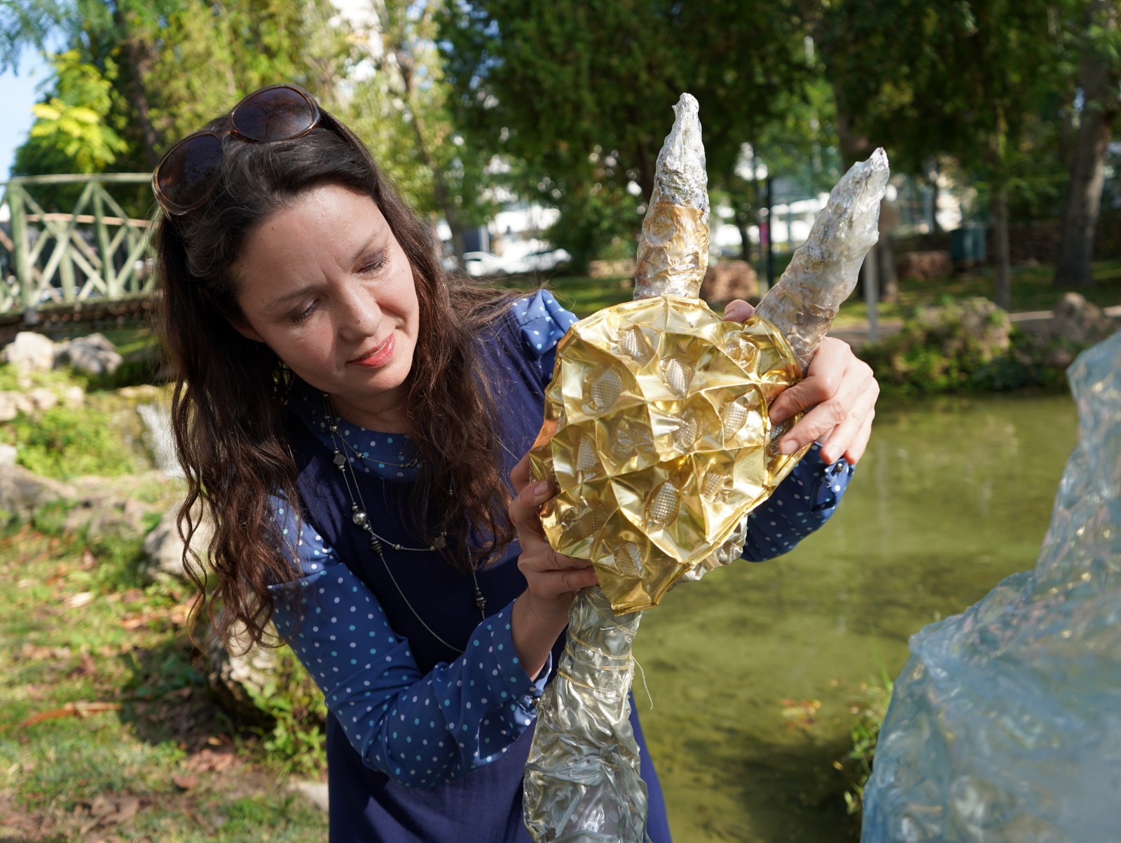 A T I K L A R I G U Z E L L I G E D O N U S T U R U Y O R 1023781 303794