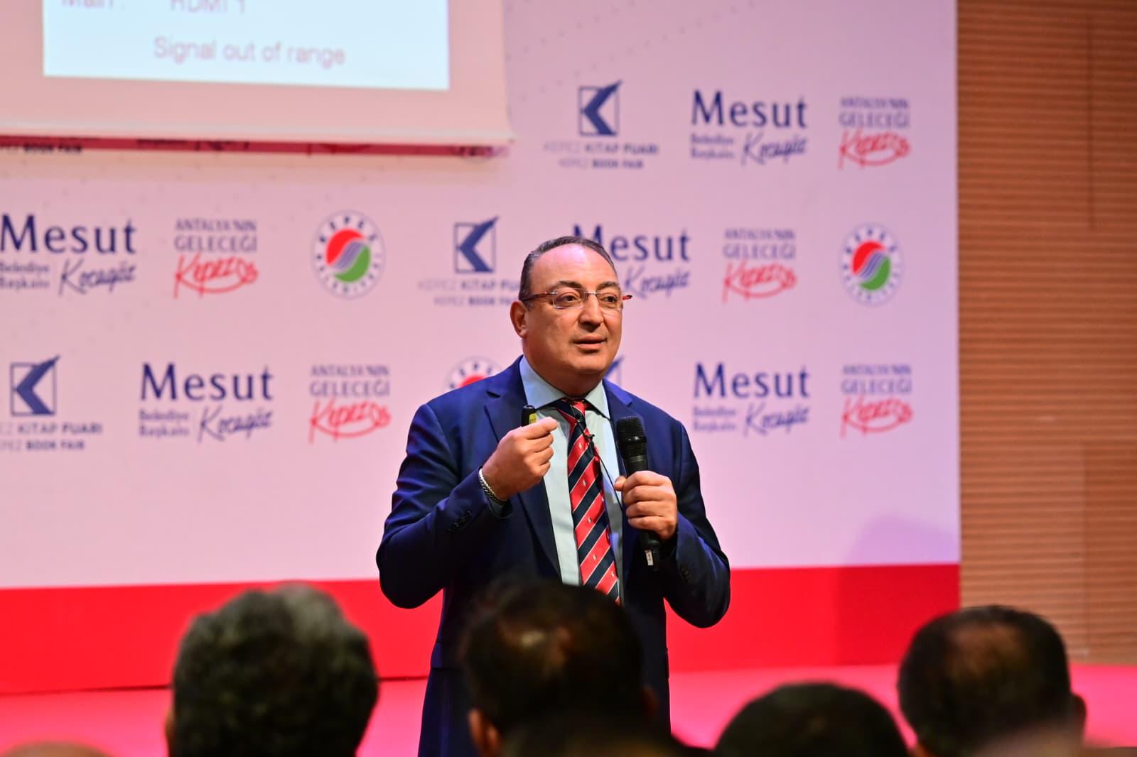 Cem Seymen Bir Sehrin Kaderi Bir Kitapla Degisir 2