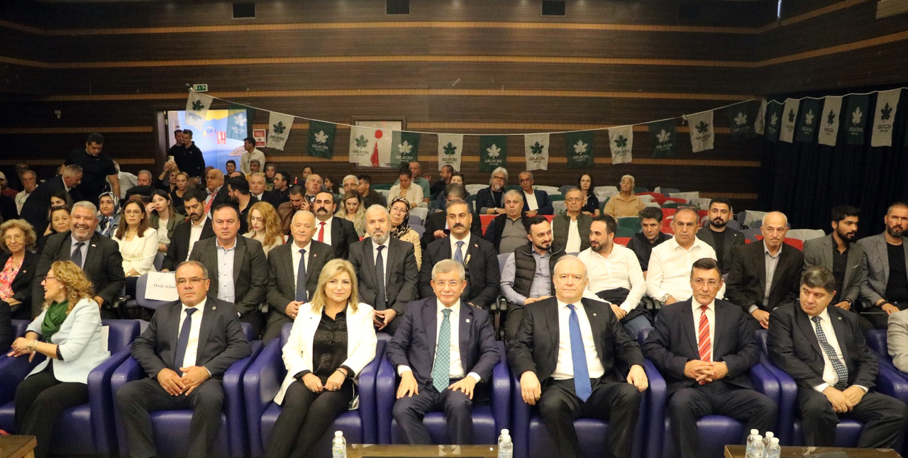 D A V U T O G L U B I R A R T N I Y E T B I R P L A N L A M A V 1015788 301370