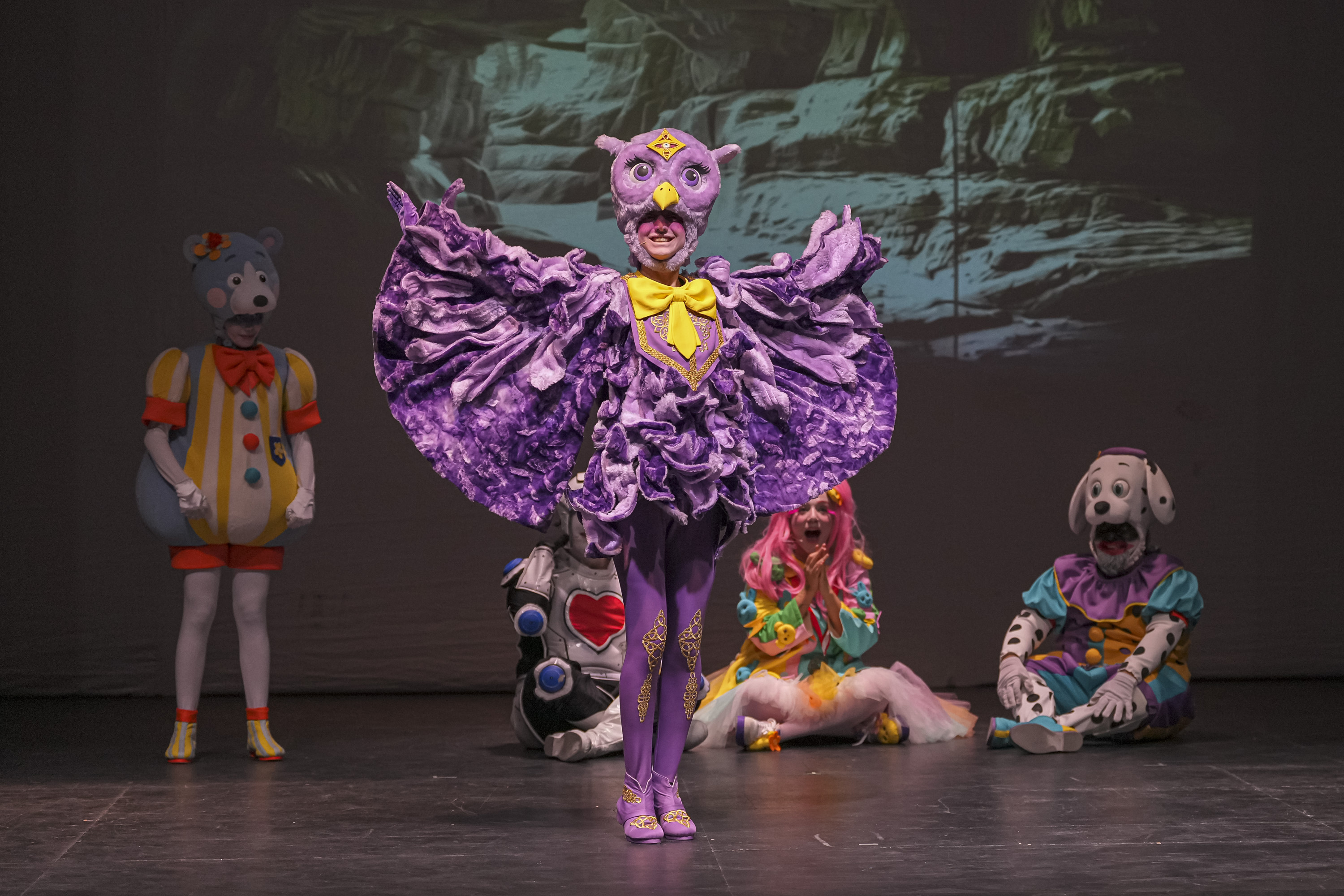 D I N O O R M A N I I L E M I N I K L E R I N N E S E L I S E S L 1022174 303307