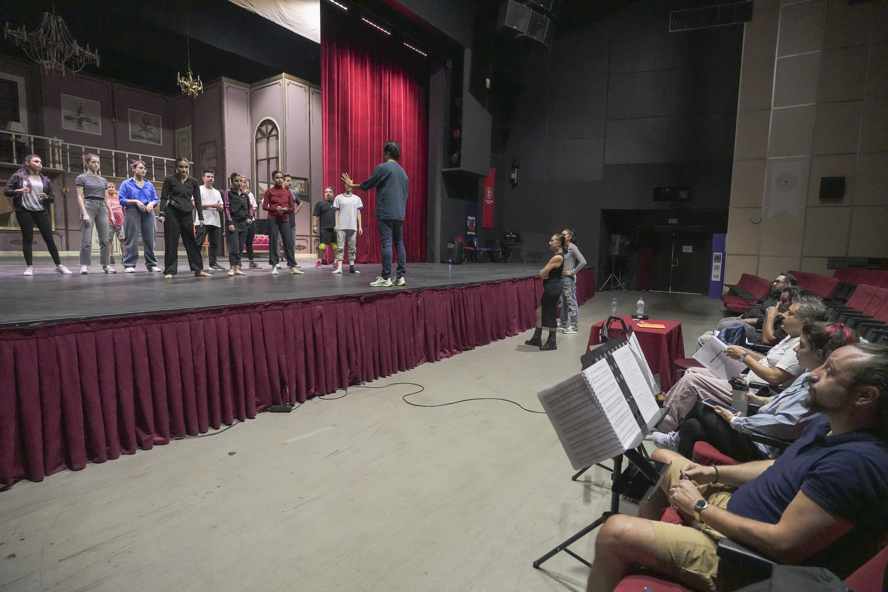 D I N O O R M A N I S A H N E Y E C I K I Y O R 1018996 302320