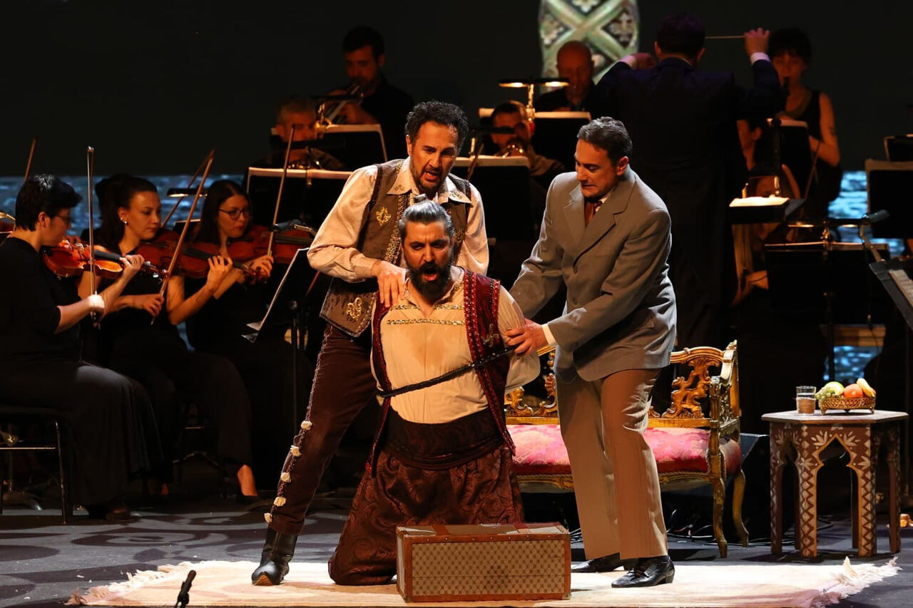 F E S T I V A L D E S A R A Y D A N K I Z K A C I R M A G E C E S I 1002055 297338