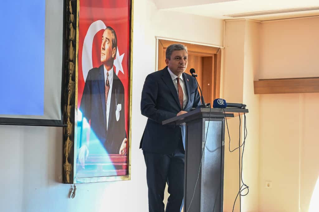 G E L E C E G I N T E K N O L O J I L I D E R L E R I D O S E M E A L T I 1010595 299754