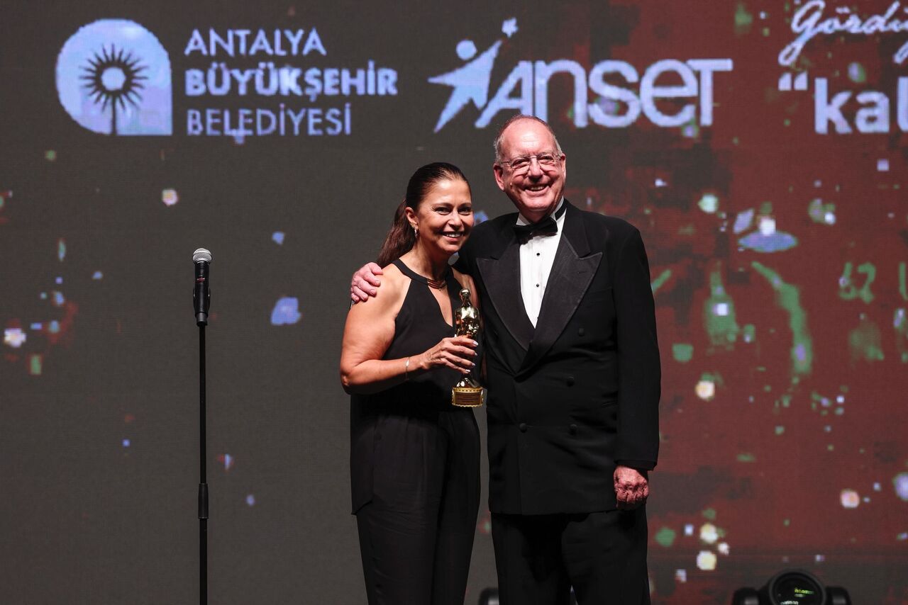 G4S Hzgf X Y A A7 R Uk