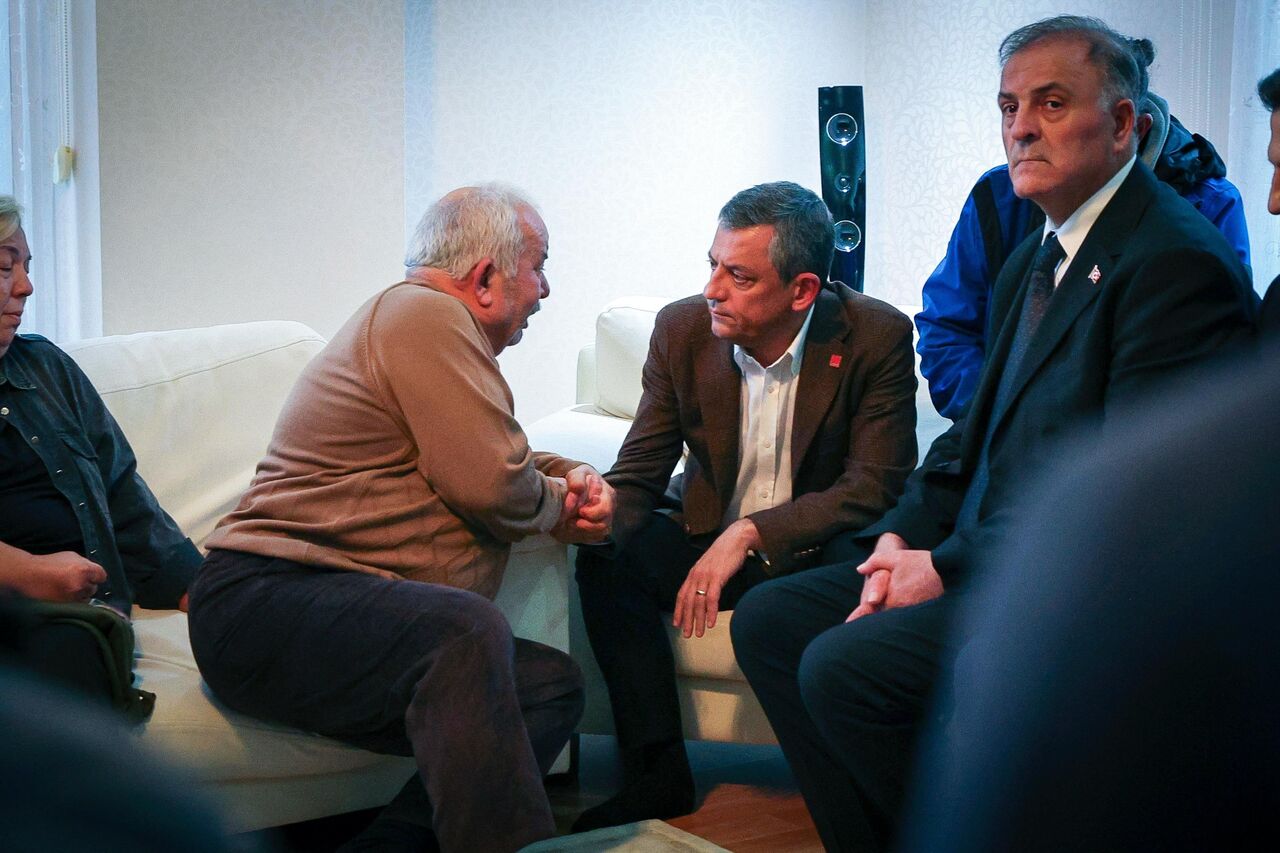 G5P R H O W A A A9 L J