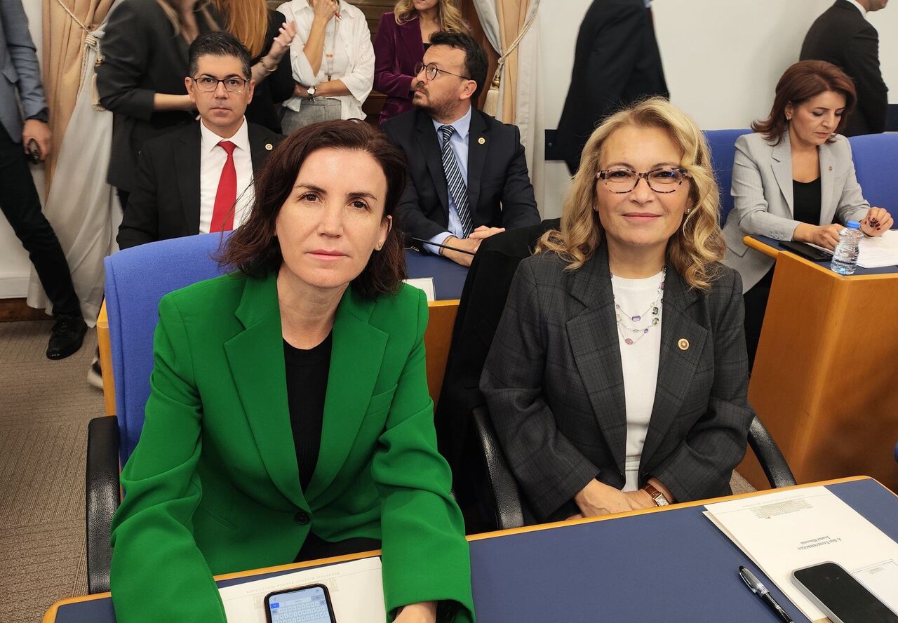 G5Tr H H Y W A A A S R Hj