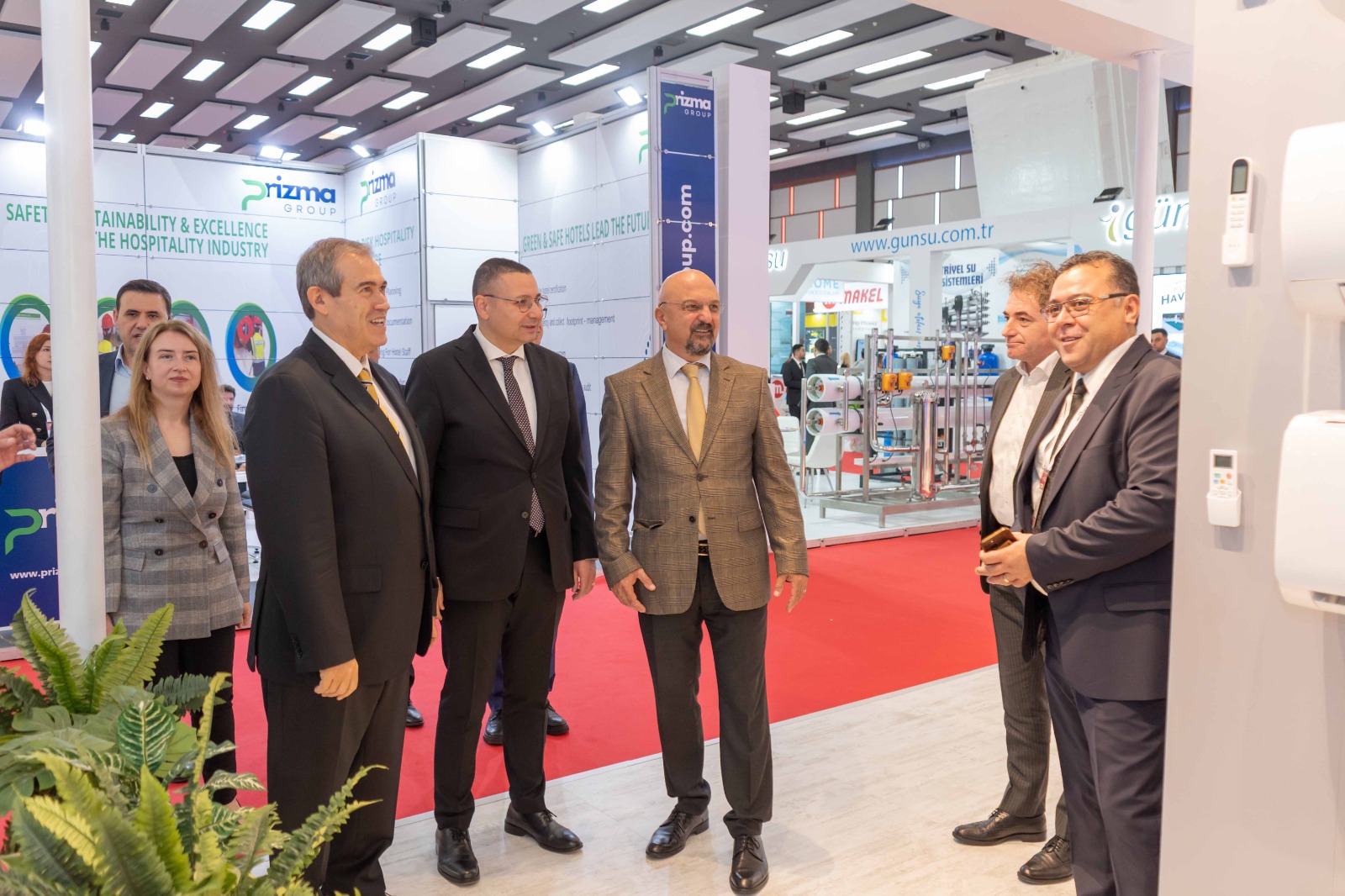 H O T E L T E C H F U A R I V E N S E B2025 S E M P O Z Y U M U 1036896 307738