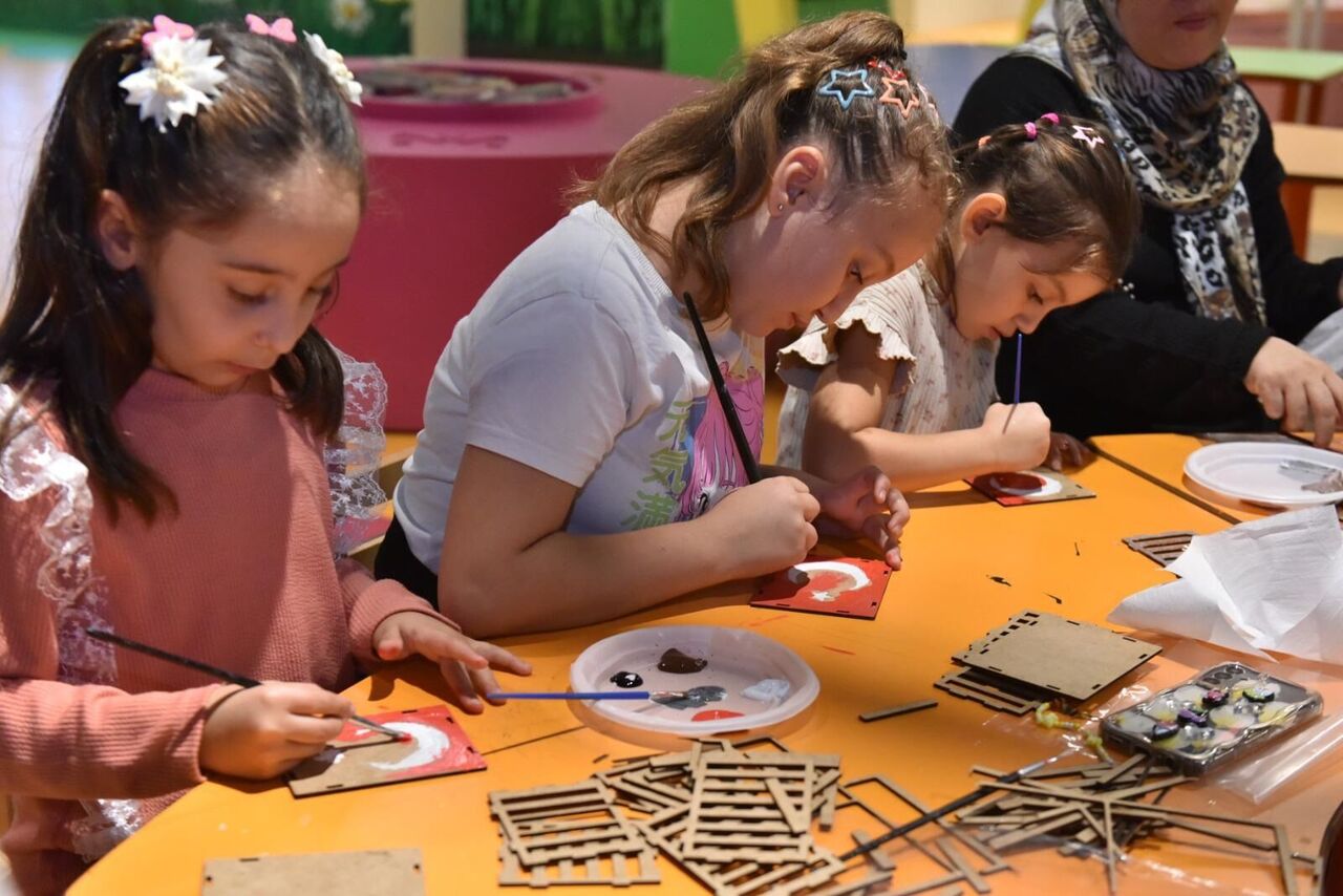 K E P E Z I N M I N I K L E R I N D E N A T A T U R K E S E V G I D 1008824 299245