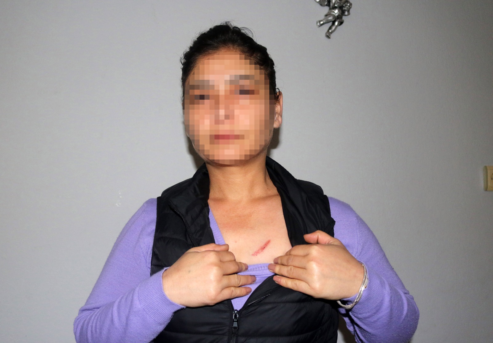 K O M S U S U N U N E V I N I N K A P I S I N A E L E K T R I K L I D U 1022193 303312