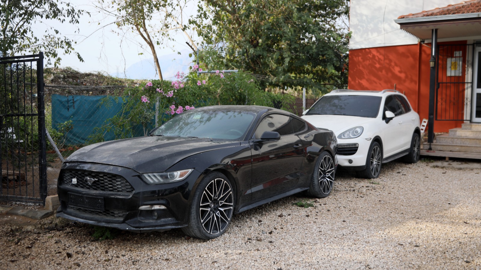 M I L Y O N L U K A R A C L A R C U R U M E Y E T E R K E D I L D I 1030031 305604