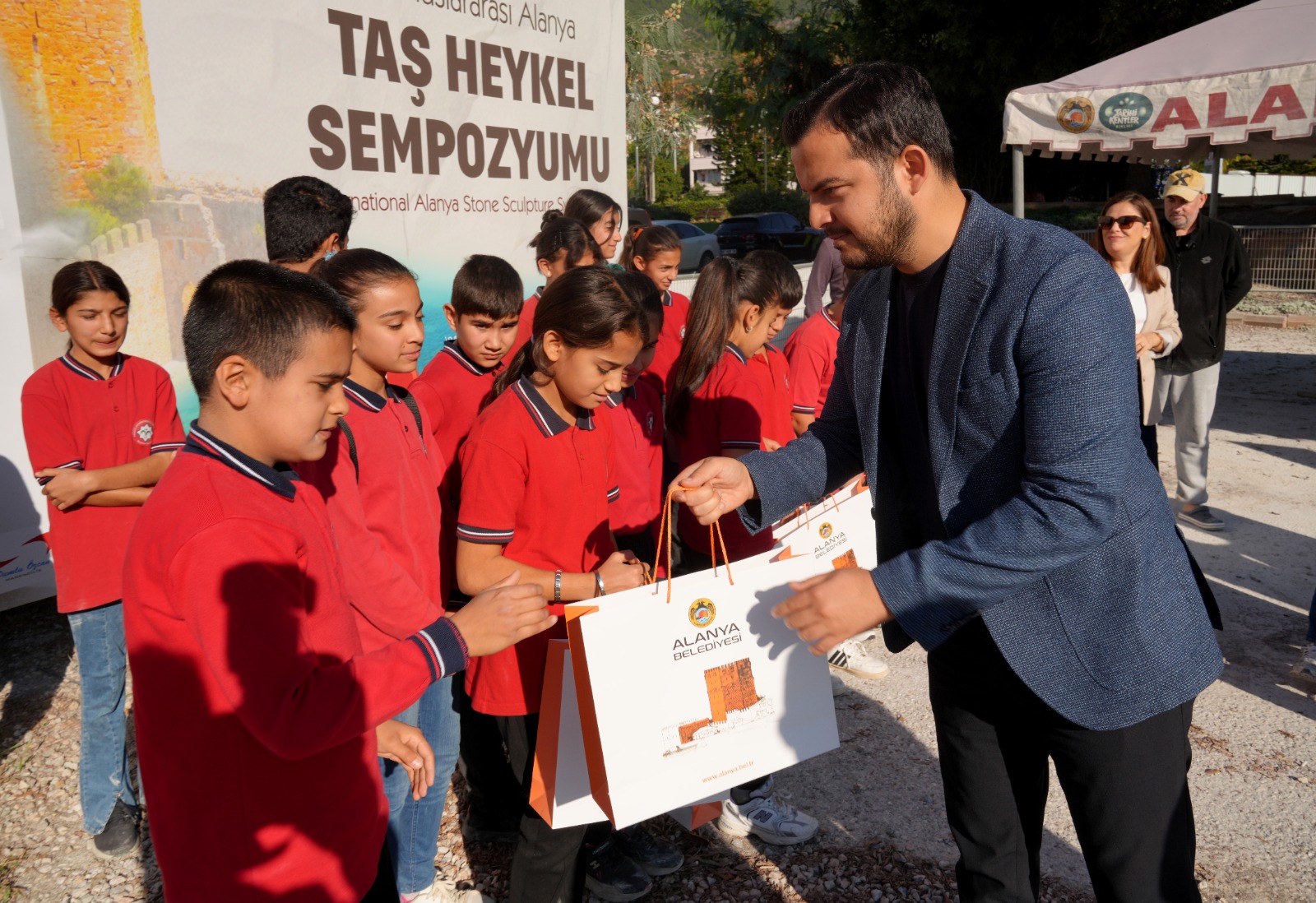 O G R E N C I L E R S A N A T L A B U L U S T U 1021072 302985