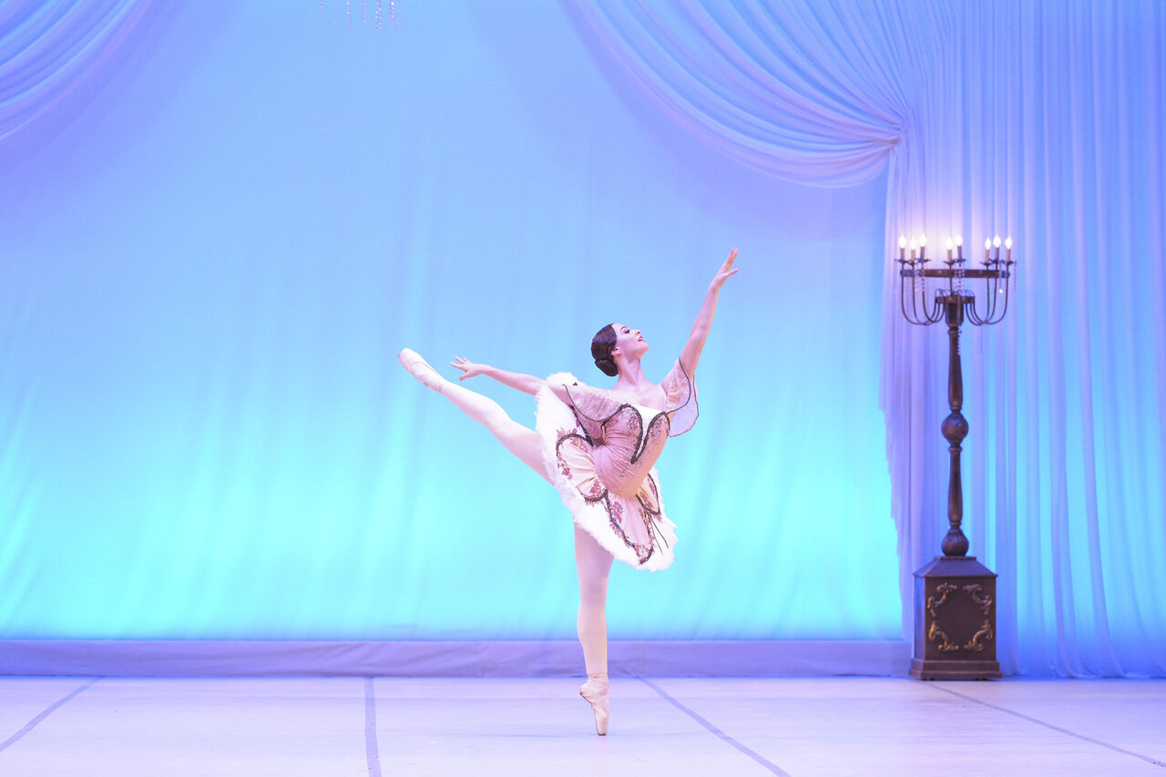 P A Q U I T A & B I R Y A Z G E C E S I R U Y A S I S E Z O N A 1011693 300123