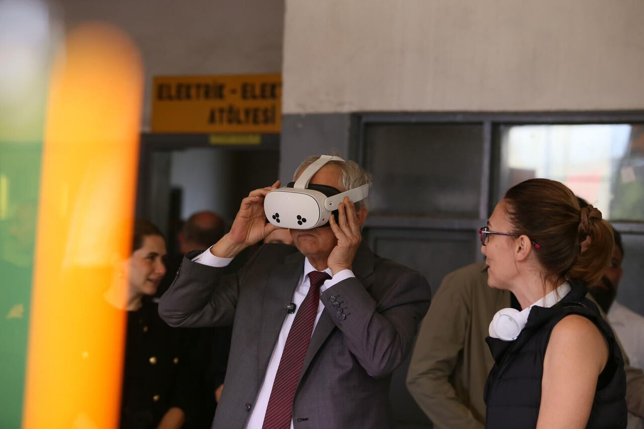 P I L F A B R I K A S I I A B A 2025 I L E G E C M I S L E G E 1000155 296752