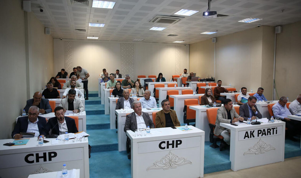 S E R I K B E L E D I Y E S I A K D E N I Z B E L E D I Y E L E R B I R 1003328 297697