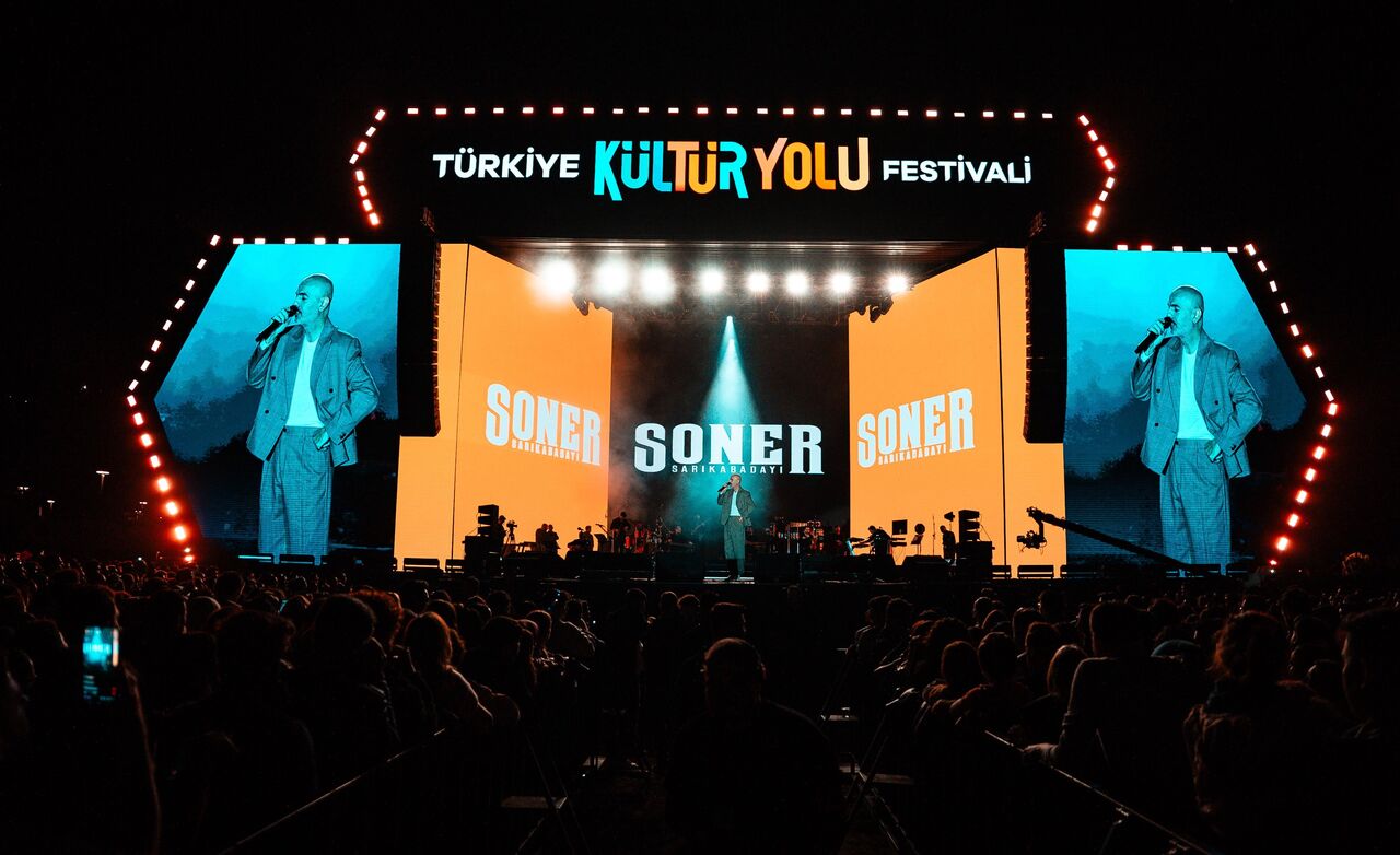 S O N E R S A R I K A B A D A Y I D A N U N U T U L M A Z P E R F O R M 1001515 297168