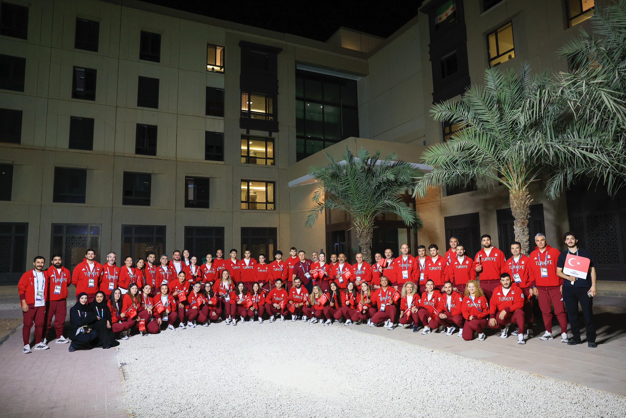 T U R K I Y E I S L A M I D A Y A N I S M A O Y U N L A R I’ N I 15 1027091 304784