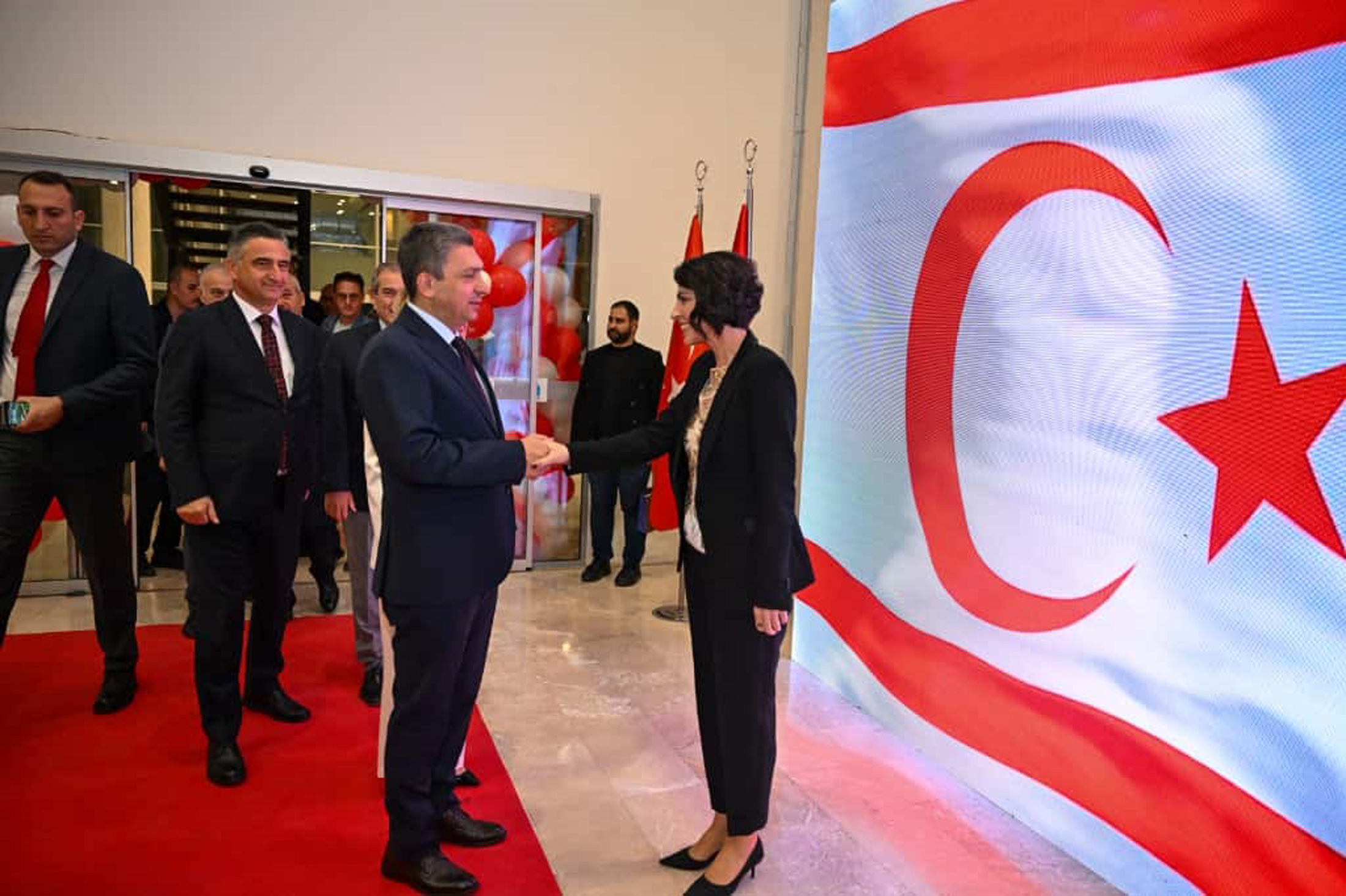 V A L I S A H I N K I B R I S T U R K M I L L E T I N I N A Y R I 1017915 301994