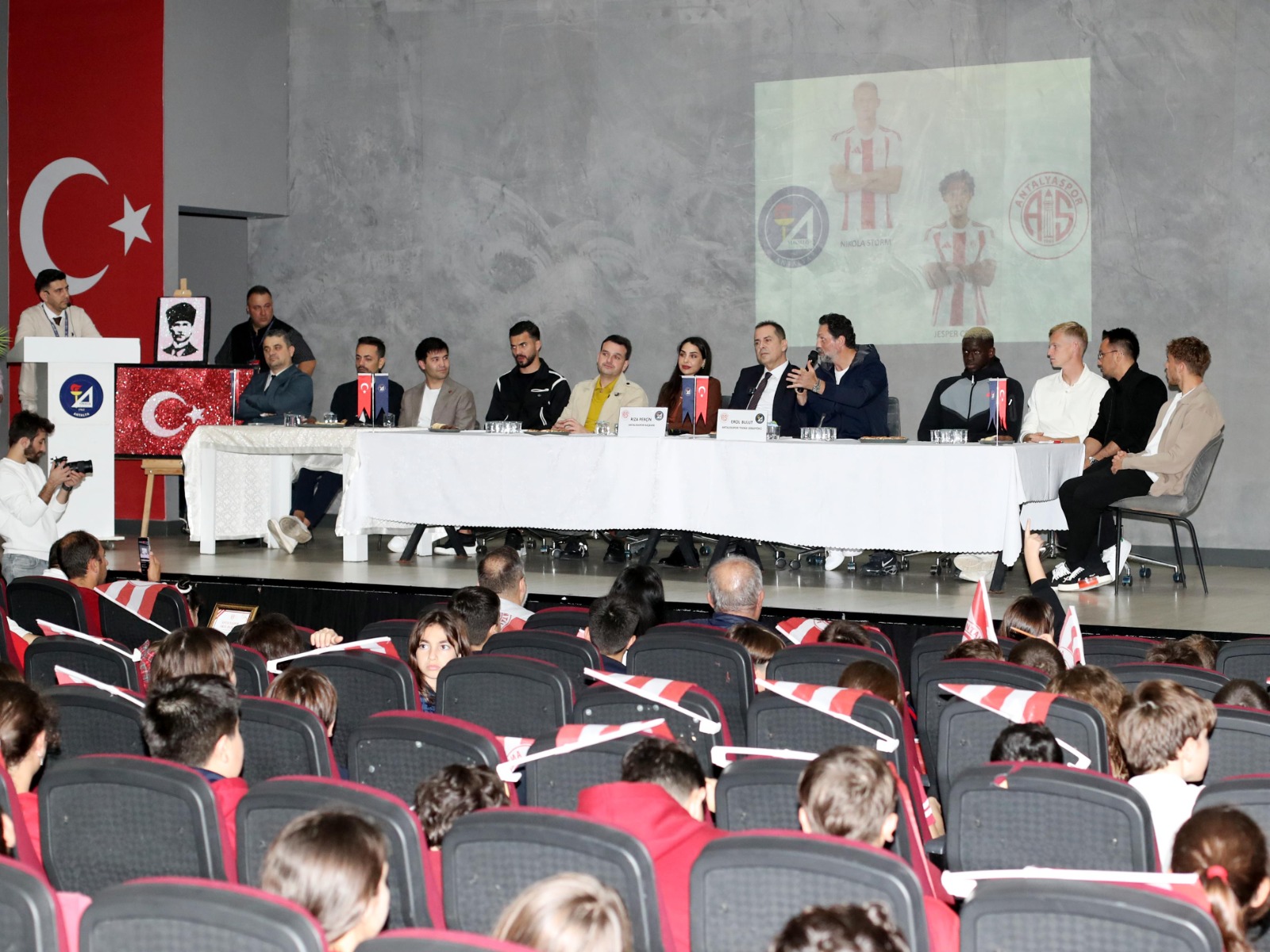 Whatsapp Image 2025 11 28 At 19.56.01