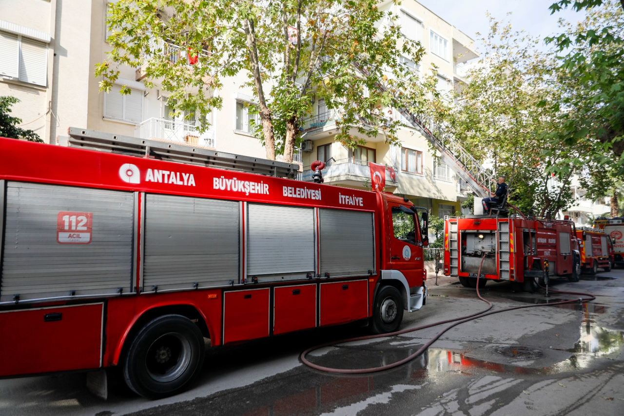 Y A N G I N C I K A N D A I R E K U L L A N I L A M A Z H A L E G E L 1000445 296845