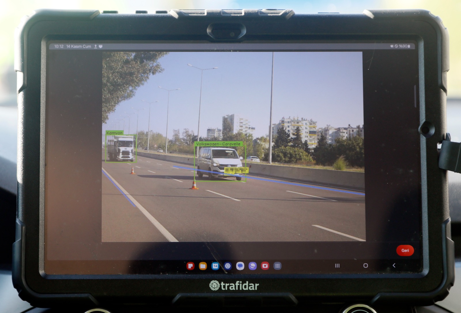 Y A P A Y Z E K A L I R A D A R S I S T E M I Y L E 4 S E R I T T E 1020181 302721