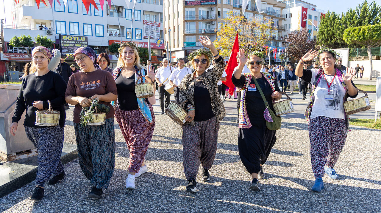 Z E Y T I N V E Z E Y T I N Y A G I F E S T I V A L I K O R T E J L E 1005260 298283