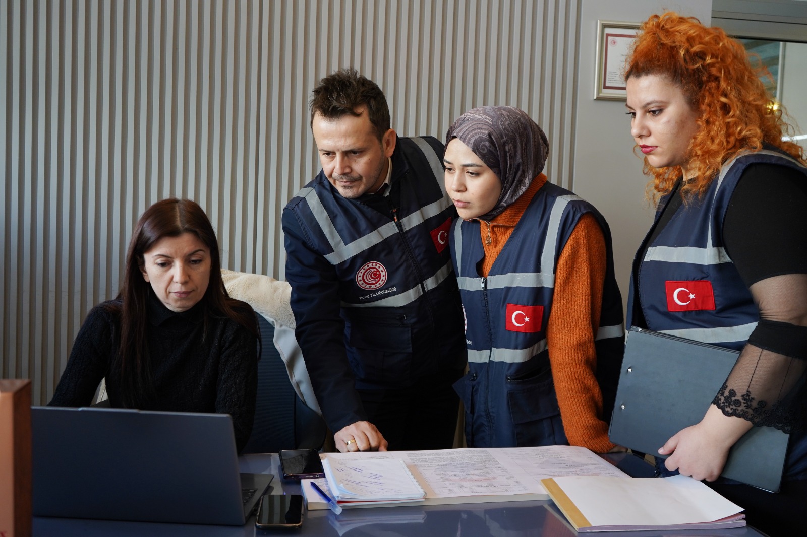 4 B I N 326 F I R M A Y A 416 M I L Y O N L I R A L I K 1067458 316758