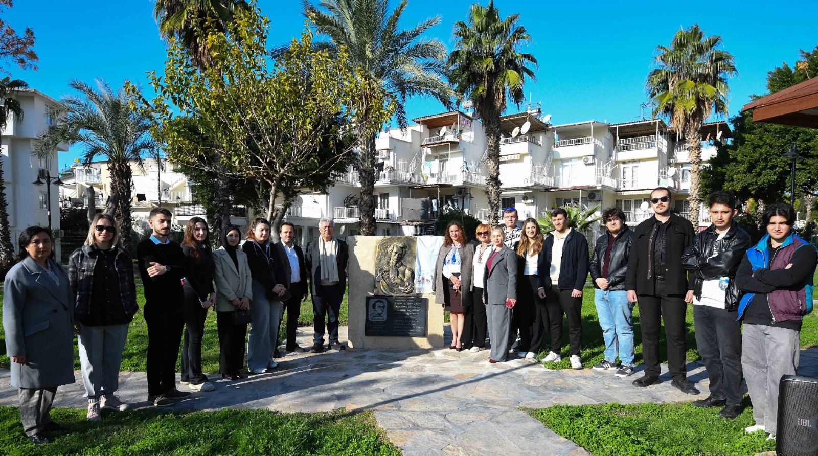 A K D E N I Z U N I V E R S I T E S I’ N D E N M U R A T P A S A D O S T 1061112 314906